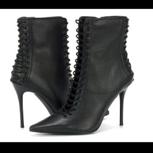 Steve Madden Shoes - Women’s 8 Boots Steve Madden Allnight Heels Leather Lace Stiletto Booties